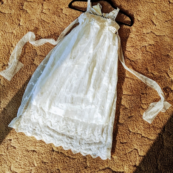 Flower Girl Dress - Picture 3 of 4